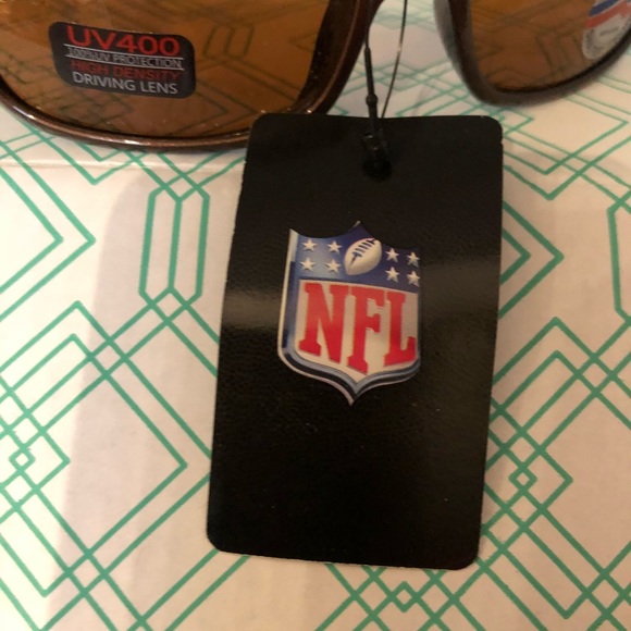 Cleveland Browns NFL Sunglasses Brown - Picture 6 of 6